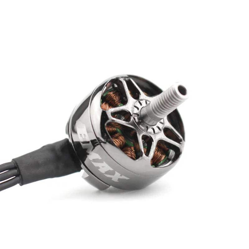 4 個 EMAX ECO II 2207 1700KV/19 - Drone Rc Y Series のレビューと価格